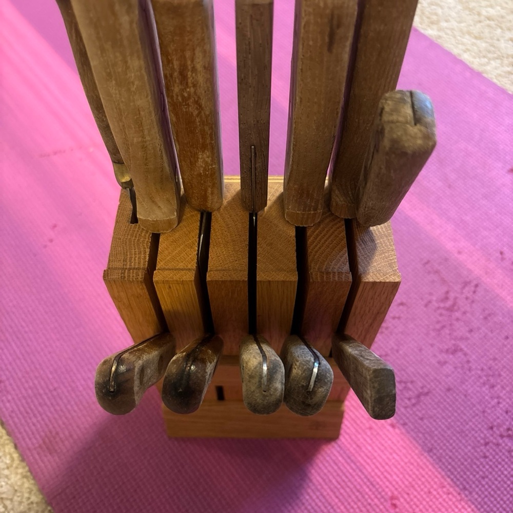 Vintage Washington Forge Yorktowne High Carbon Steel Knife Set & Block 12 Pc.